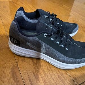 Nike Shield Women's Black and Gray Athletic Shoes